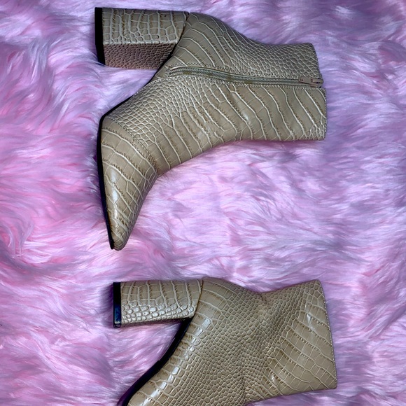 Nude Faux Croc Zipper Boot - Picture 11 of 14